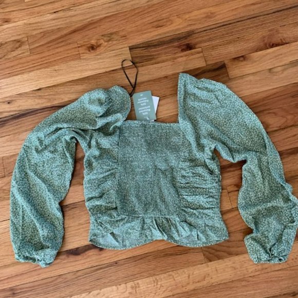 H&M floral flowy sleeved shirred back top size s nwt - Picture 5 of 7